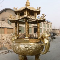 铜雕香炉