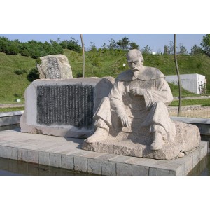 工程案例-石雕人物-城市雕塑-GCRW-1001