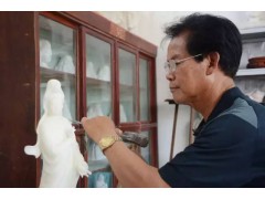 安荣杰 - 国家级非物质文化遗产传承人 - 中国石雕艺术大师 - 国际工艺美术大师